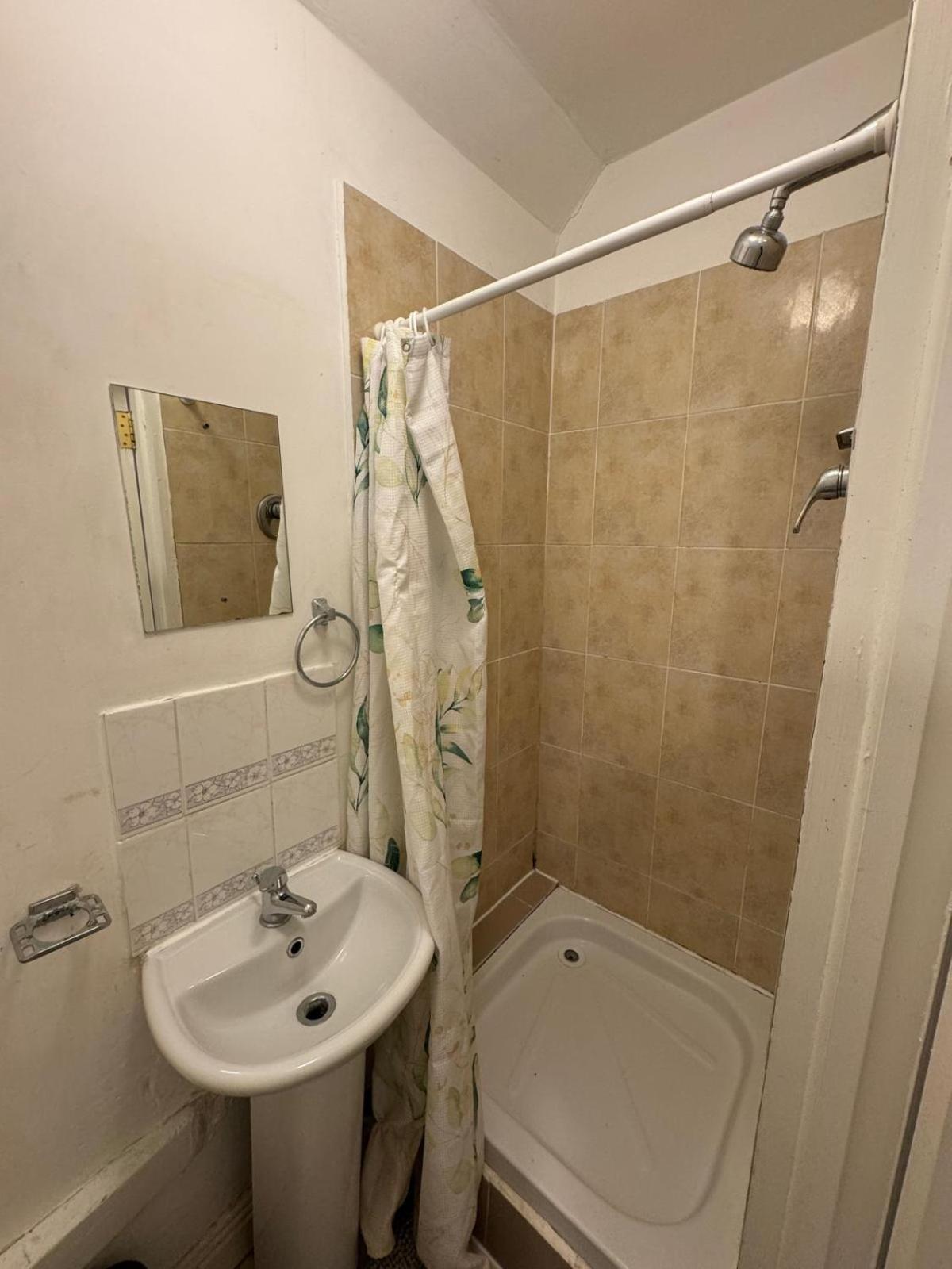 דבלין Nice Double Room Near Omni Shopping מראה חיצוני תמונה