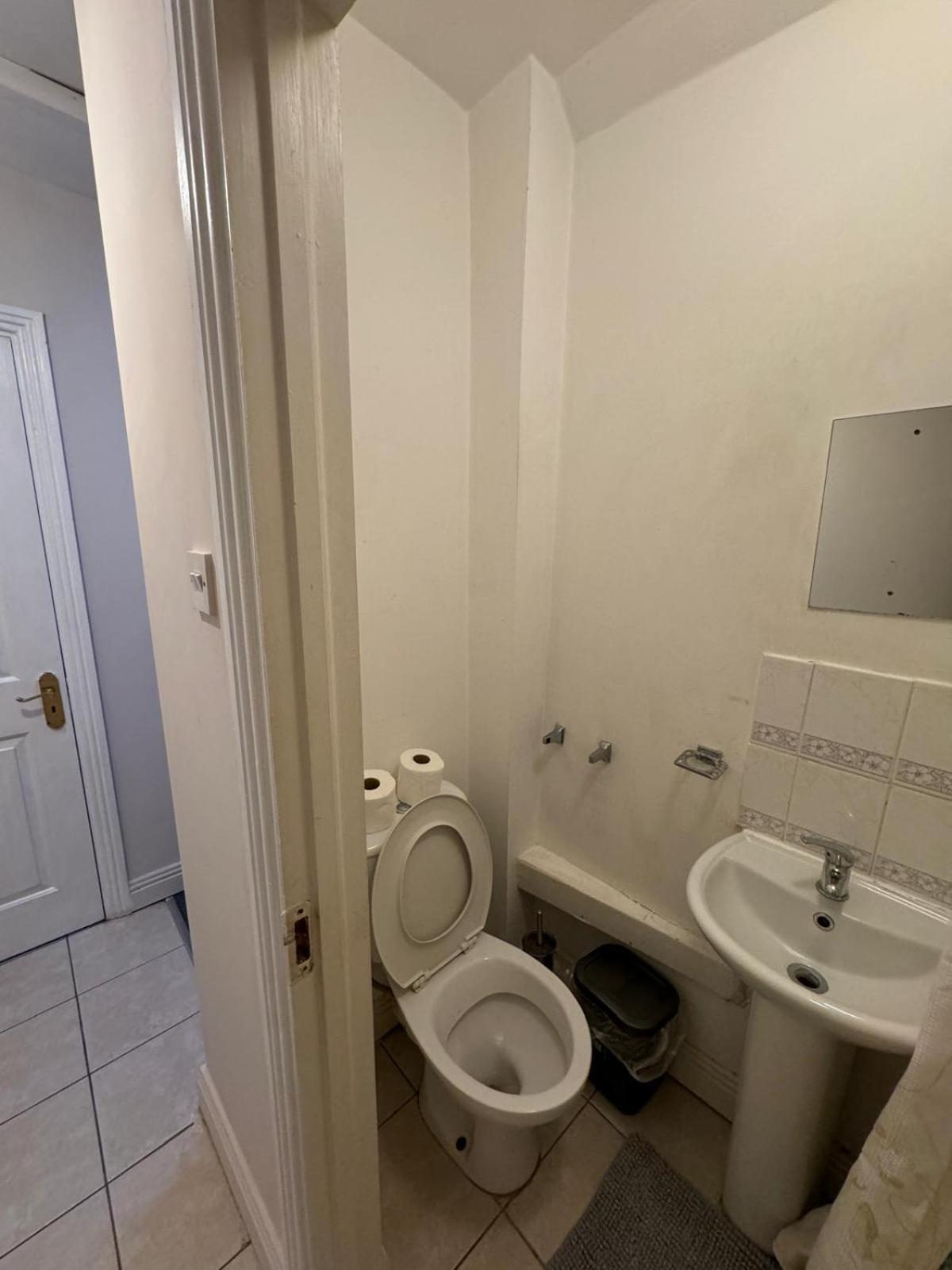 דבלין Nice Double Room Near Omni Shopping מראה חיצוני תמונה